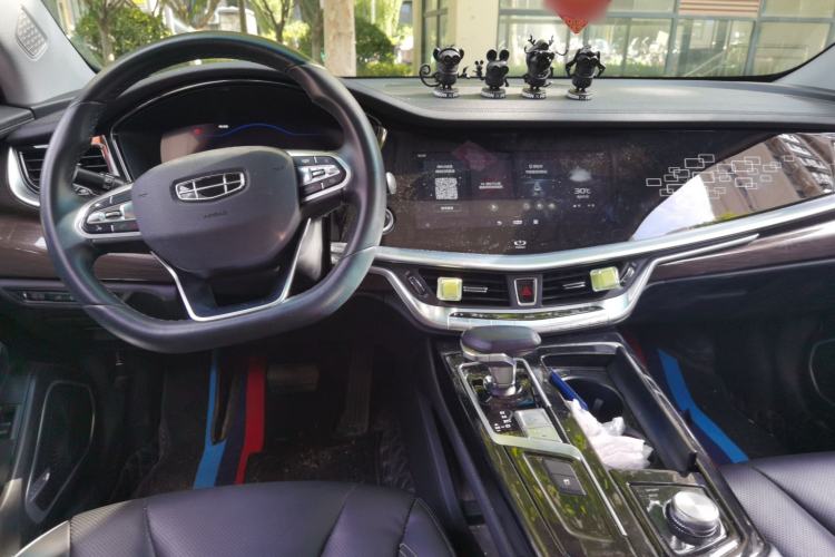 Used Geely Auto Emgrand GT 2021 1.8T Flagship Edition+ Center Console