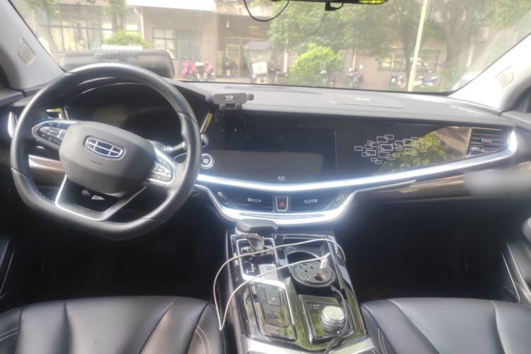 Used Geely Auto Emgrand GT 2021 1.8T Flagship Edition+ Center Console