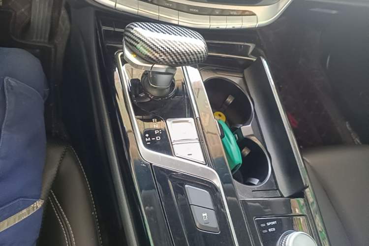 Used Geely Auto Emgrand GT 2021 1.8T Flagship Edition+ Gear Lever