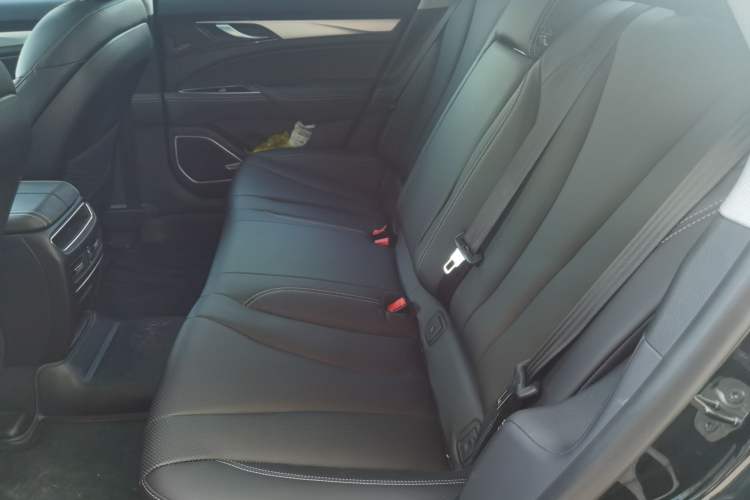 Used Geely Auto Emgrand GT 2021 1.8T Flagship Edition+ Interior 1