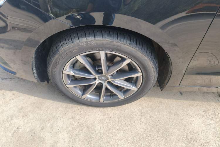 Used Geely Auto Emgrand GT 2021 1.8T Flagship Edition+ Left Front Wheel Hub