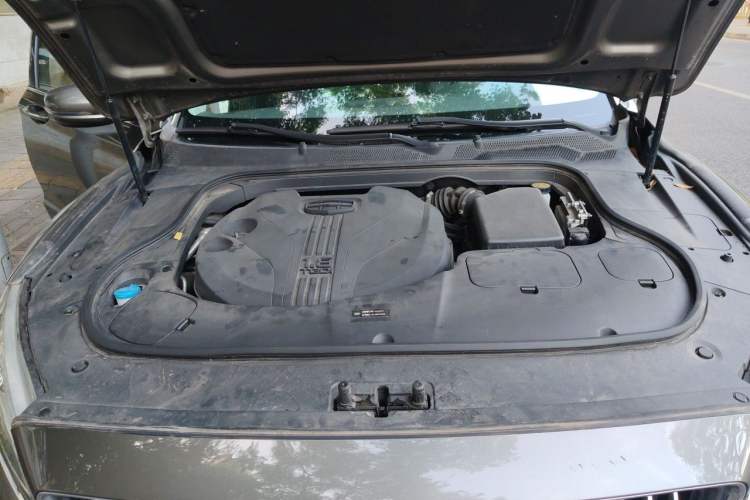 Used Geely Auto Emgrand GT 2021 1.8T Flagship Edition+ Engine Bay