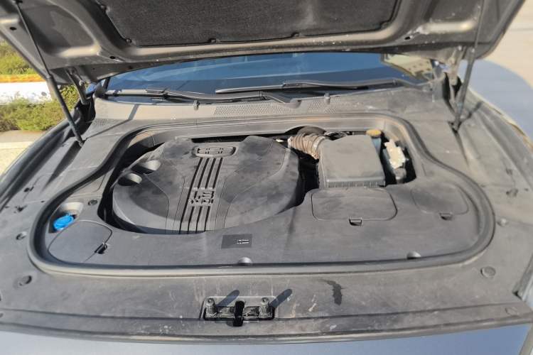Used Geely Auto Emgrand GT 2021 1.8T Flagship Edition+ Engine Bay