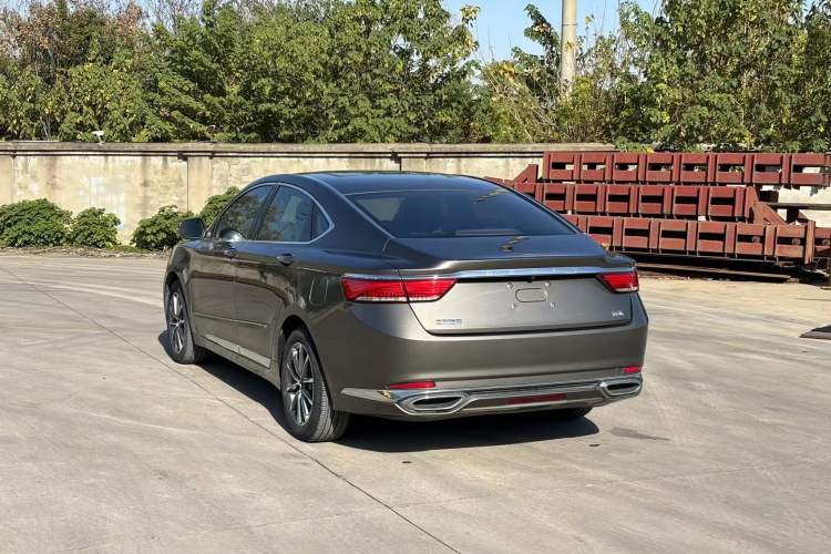 Used Geely Auto Emgrand GT 2021 1.8T Flagship Edition Exterior 3