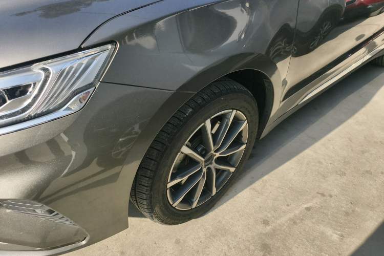 Used Geely Auto Emgrand GT 2021 1.8T Flagship Edition Exterior 4