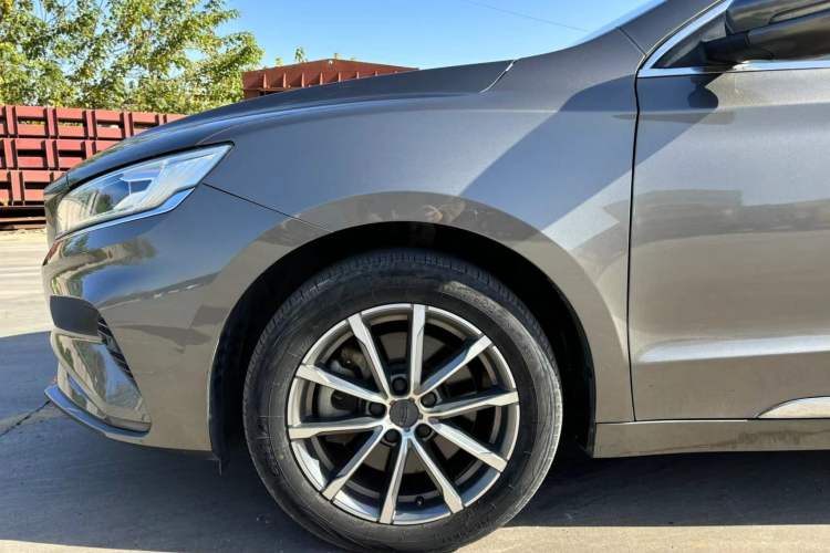 Used Geely Auto Emgrand GT 2021 1.8T Flagship Edition Exterior 6