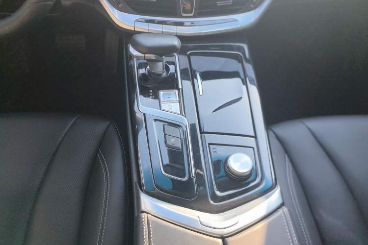 Used Geely Auto Emgrand GT 2021 1.8T Flagship Edition+ Gear Lever