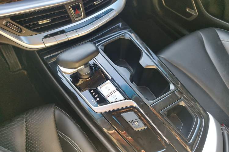 Used Geely Auto Emgrand GT 2021 1.8T Flagship Edition Gear Lever
