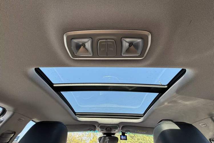 Used Geely Auto Emgrand GT 2021 1.8T Flagship Edition Headliner