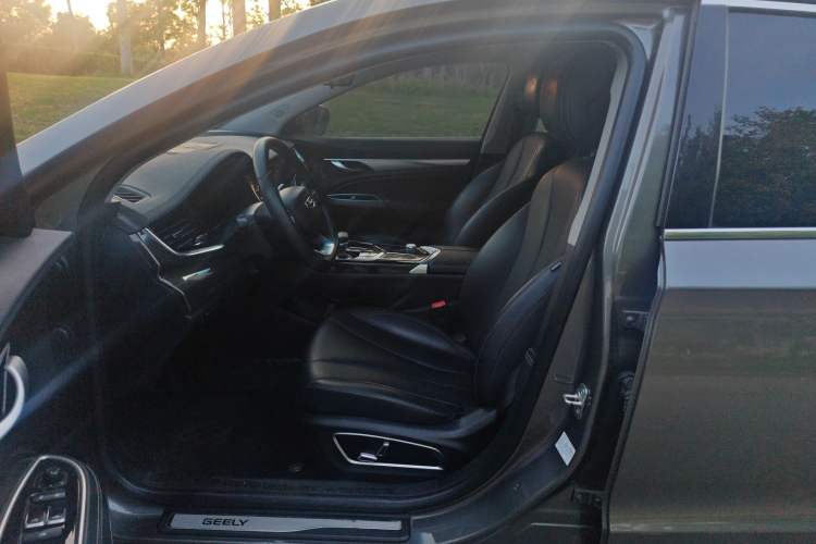 Used Geely Auto Emgrand GT 2021 1.8T Flagship Edition+ Interior 1