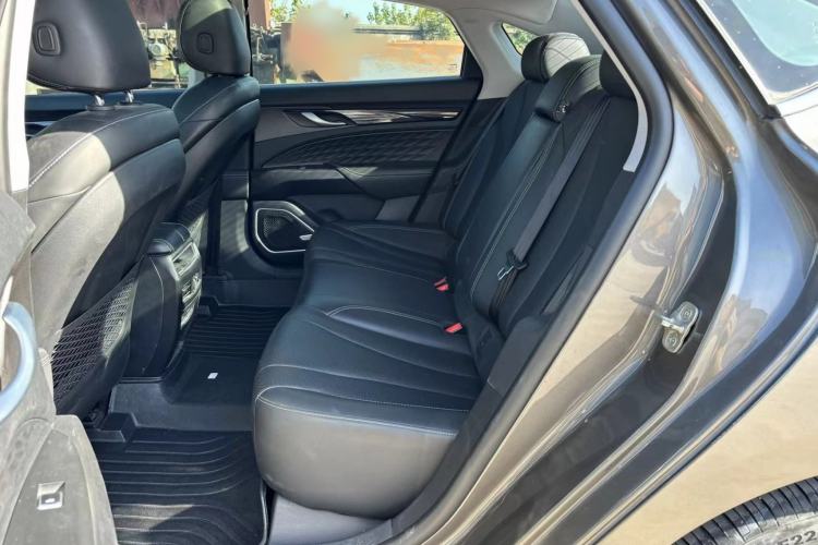 Used Geely Auto Emgrand GT 2021 1.8T Flagship Edition Interior 3