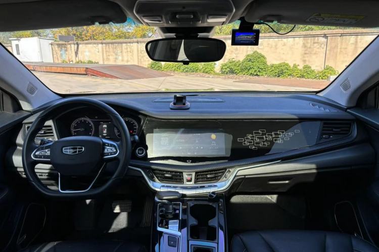 Used Geely Auto Emgrand GT 2021 1.8T Flagship Edition Interior 5