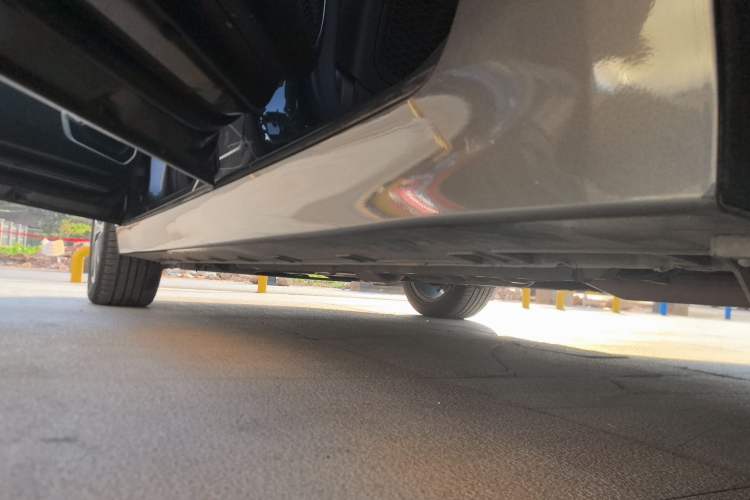Used Geely Auto Emgrand GT 2021 1.8T Flagship Edition+ Left Side Sill