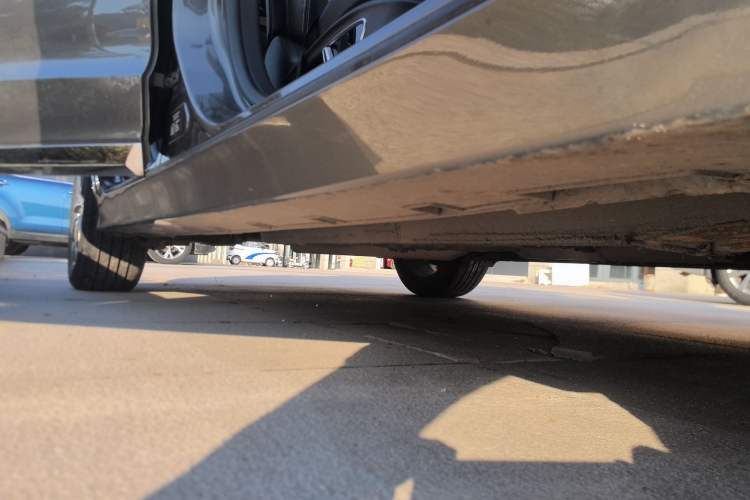 Used Geely Auto Emgrand GT 2021 1.8T Flagship Edition+ Right Side Sill