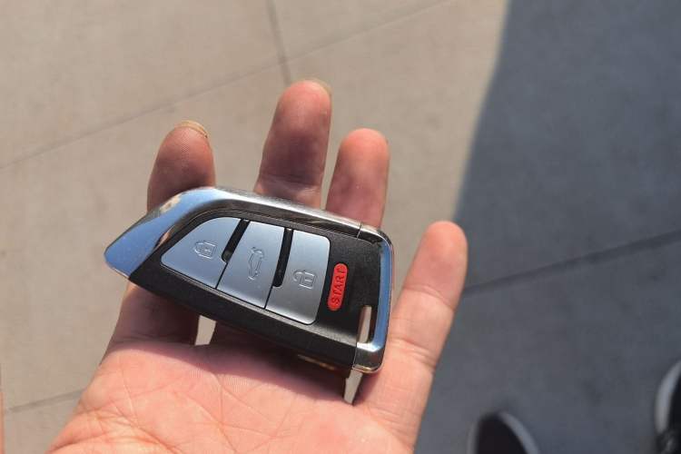 Used Geely Auto Emgrand GT 2021 1.8T Flagship Edition+ Vehicle Key