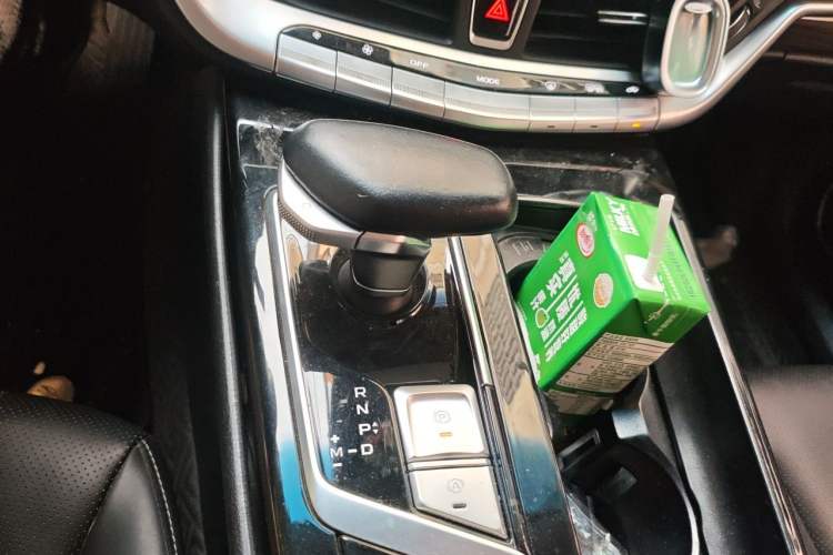 Used Geely Auto Emgrand GT 2021 1.8T Flagship Edition+ Gear Lever