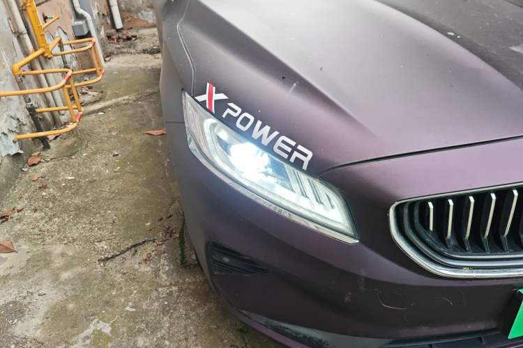 Used Geely Auto Emgrand GT 2021 1.8T Flagship Edition+ Right Front Headlight