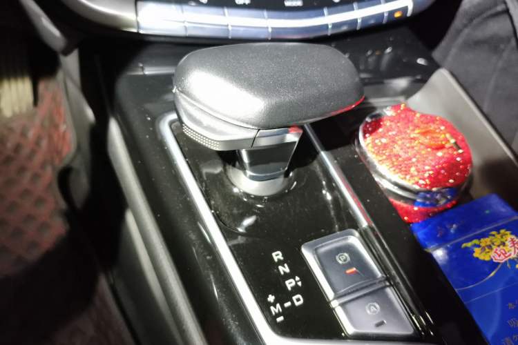 Used Geely Auto Emgrand GT 2021 1.8T National Style Edition Gear Lever