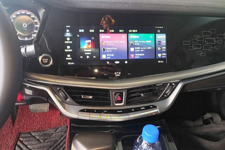 Used Geely Auto Emgrand GT 2021 1.8T Flagship Edition+ Audio And AC Panel