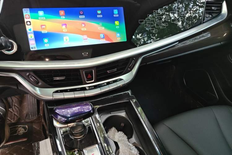 Used Geely Auto Emgrand GT 2021 1.8T Flagship Edition+ Audio And AC Panel