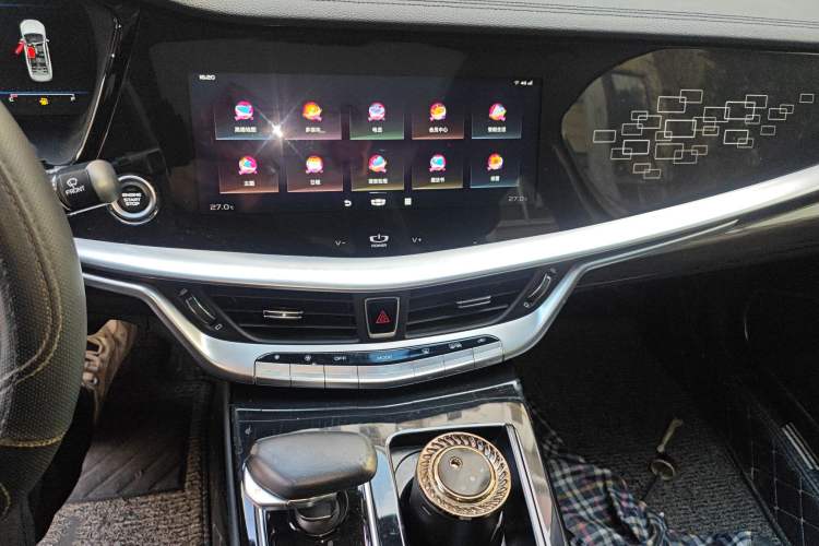 Used Geely Auto Emgrand GT 2021 1.8T Flagship Edition+ Audio And AC Panel