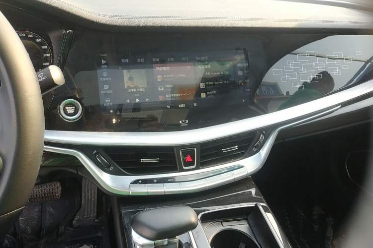 Used Geely Auto Emgrand GT 2021 1.8T Flagship Edition+ Audio And AC Panel