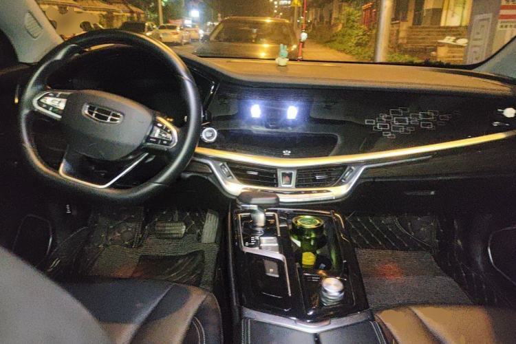 Used Geely Auto Emgrand GT 2021 1.8T Flagship Edition+ Center Console