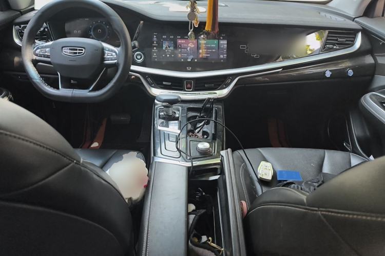 Used Geely Auto Emgrand GT 2021 1.8T Flagship Edition+ Center Console
