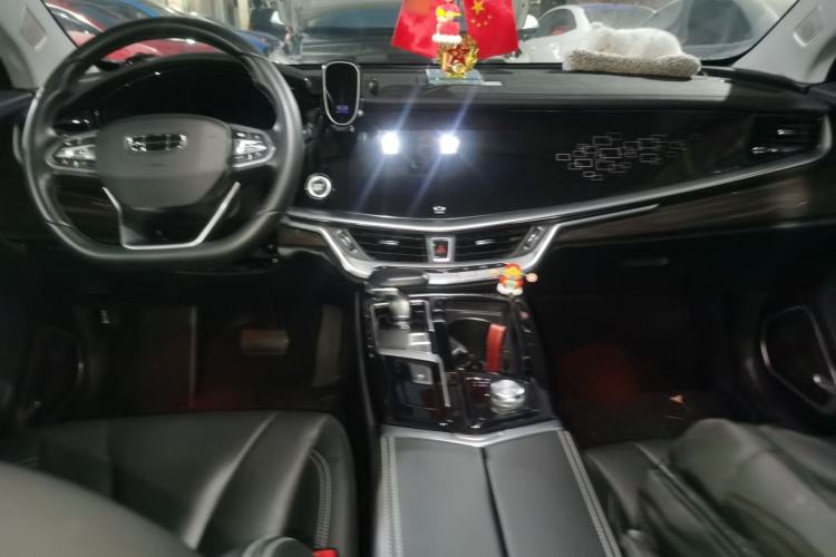 Used Geely Auto Emgrand GT 2021 1.8T Flagship Edition+ Center Console
