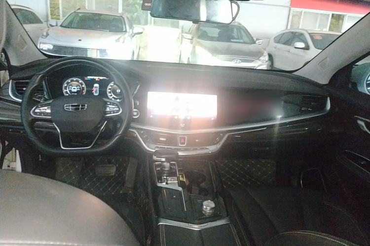 Used Geely Auto Emgrand GT 2021 1.8T Flagship Edition+ Center Console