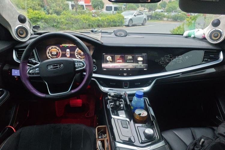 Used Geely Auto Emgrand GT 2021 1.8T Flagship Edition+ Center Console