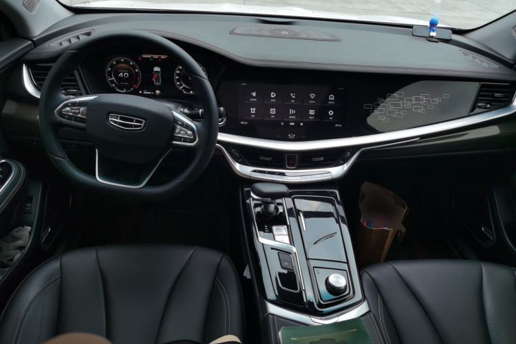 Used Geely Auto Emgrand GT 2021 1.8T Flagship Edition+ Center Console