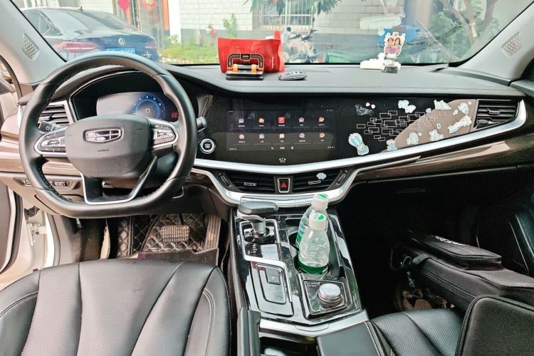 Used Geely Auto Emgrand GT 2021 1.8T Flagship Edition+ Center Console
