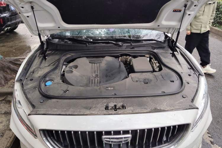 Used Geely Auto Emgrand GT 2021 1.8T Flagship Edition+ Engine Bay