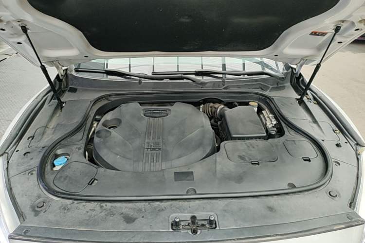 Used Geely Auto Emgrand GT 2021 1.8T Flagship Edition Engine Bay