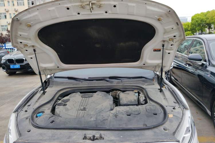 Used Geely Auto Emgrand GT 2021 1.8T Flagship Edition Engine Bay