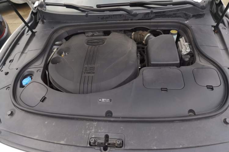 Used Geely Auto Emgrand GT 2021 1.8T Flagship Edition+ Engine Bay