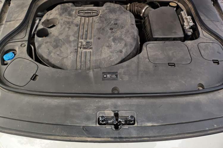 Used Geely Auto Emgrand GT 2021 1.8T Flagship Edition+ Engine Bay