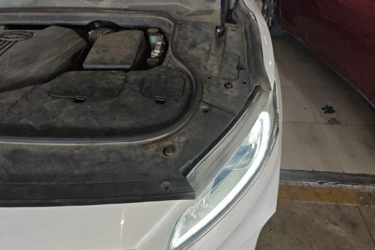 Used Geely Auto Emgrand GT 2021 1.8T Flagship Edition Engine Bay Left