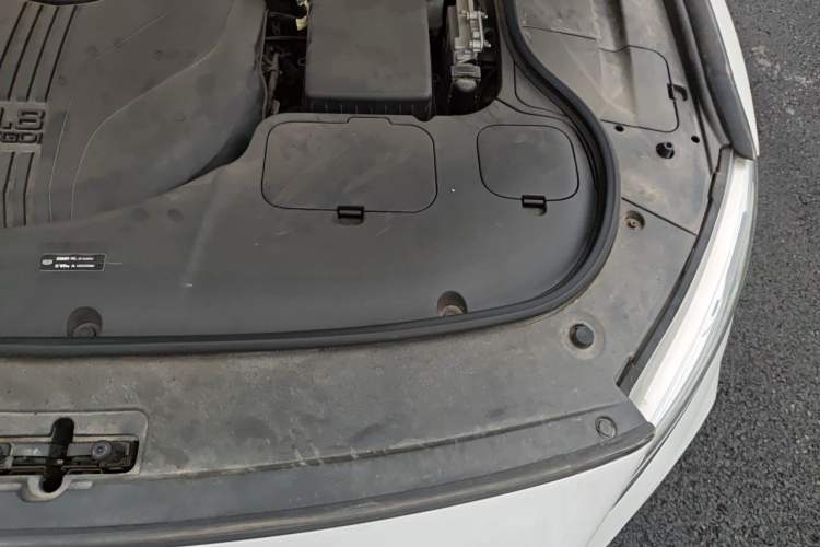 Used Geely Auto Emgrand GT 2021 1.8T Flagship Edition+ Engine Bay Left