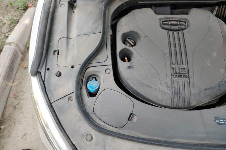 Used Geely Auto Emgrand GT 2021 1.8T National Style Edition Engine Bay Right