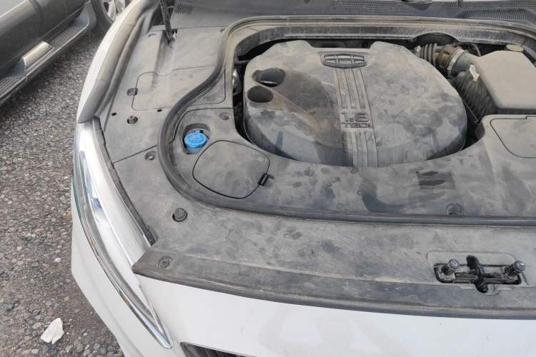 Used Geely Auto Emgrand GT 2021 1.8T Flagship Edition+ Engine Bay Right