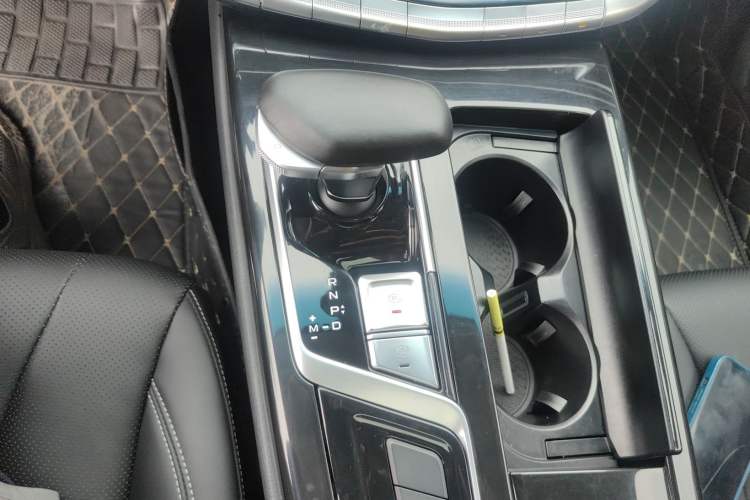 Used Geely Auto Emgrand GT 2021 1.8T Flagship Edition+ Gear Lever