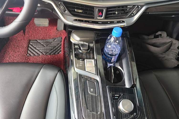 Used Geely Auto Emgrand GT 2021 1.8T Flagship Edition+ Gear Lever