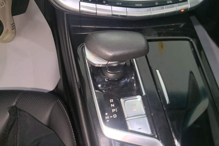 Used Geely Auto Emgrand GT 2021 1.8T Flagship Edition+ Gear Lever