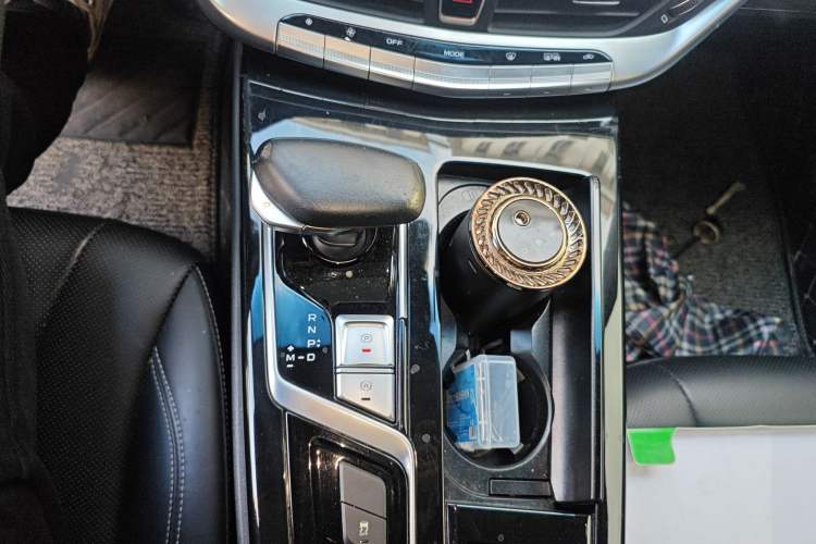 Used Geely Auto Emgrand GT 2021 1.8T Flagship Edition+ Gear Lever