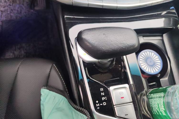 Used Geely Auto Emgrand GT 2021 1.8T Flagship Edition+ Gear Lever