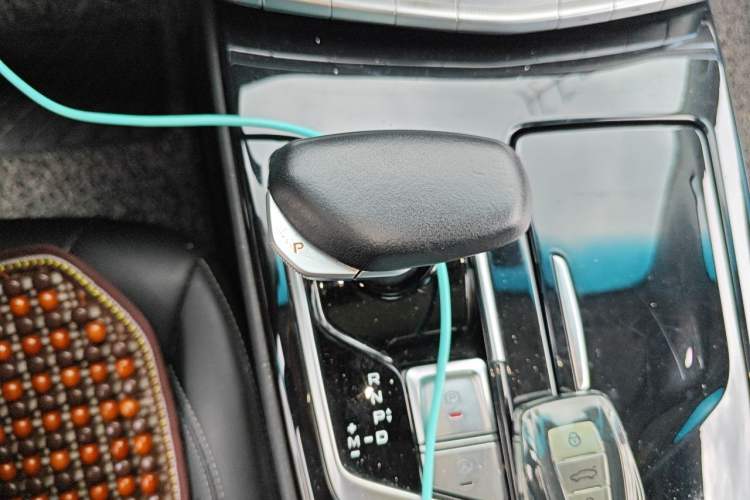 Used Geely Auto Emgrand GT 2021 1.8T Flagship Edition+ Gear Lever