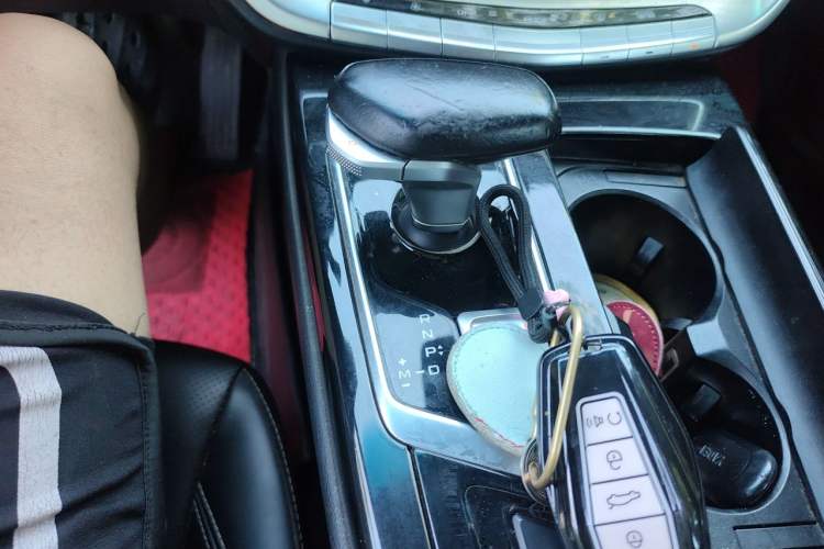 Used Geely Auto Emgrand GT 2021 1.8T Flagship Edition+ Gear Lever