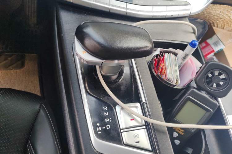 Used Geely Auto Emgrand GT 2021 1.8T Flagship Edition+ Gear Lever